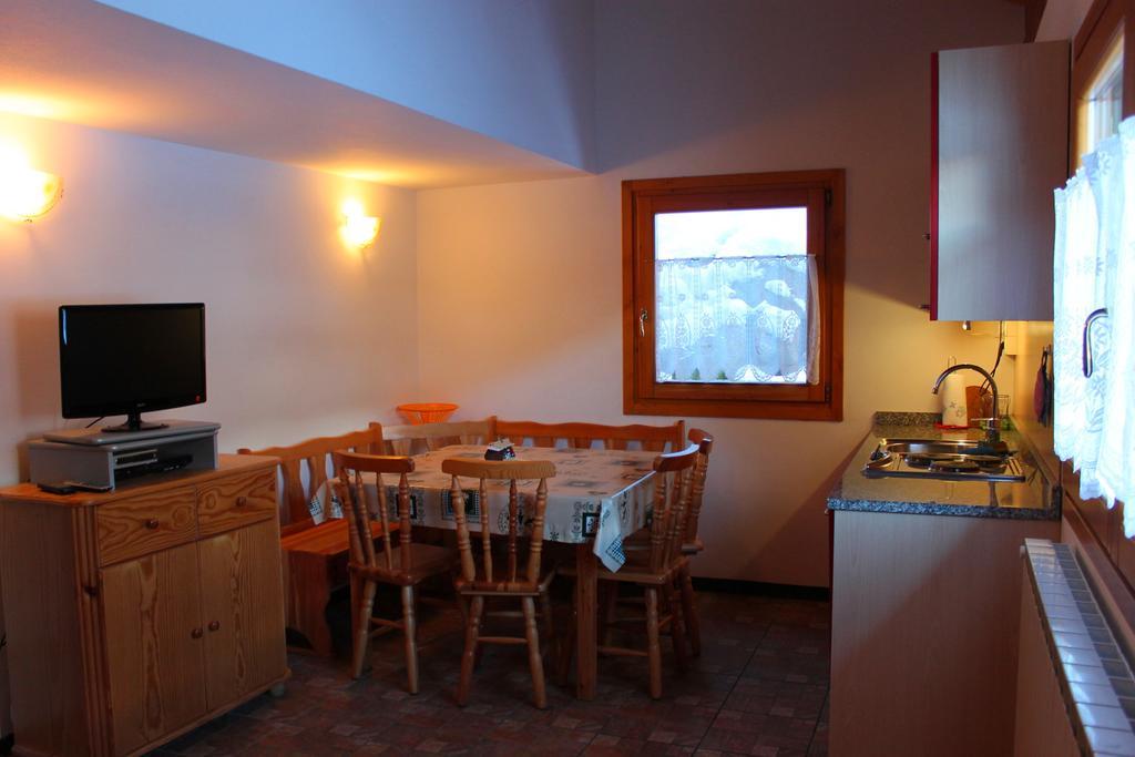 Chalet Presanella 테무 객실 사진